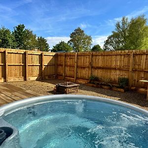 Acorn XL Hot Tub